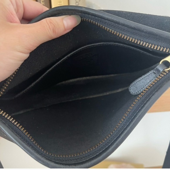 Vintage Coach Ritchie Black Leather Saddle Messenger Crossbody 9937 Bag Purse - Picture 3 of 8